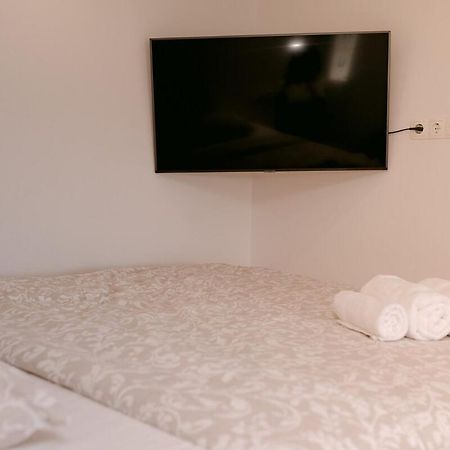 2Nd Hvar Home Apartments 赫瓦尔 外观 照片